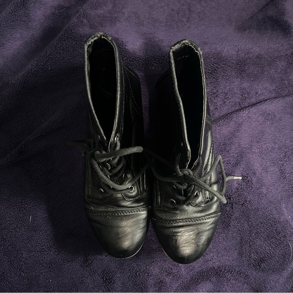 combat boots from forever 21 - Picture 2 of 6